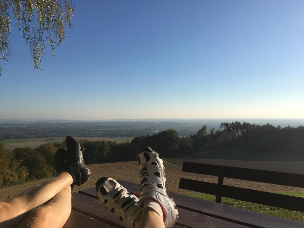 Hotel Zillners Einkehr *** Altheim Экстерьер фото