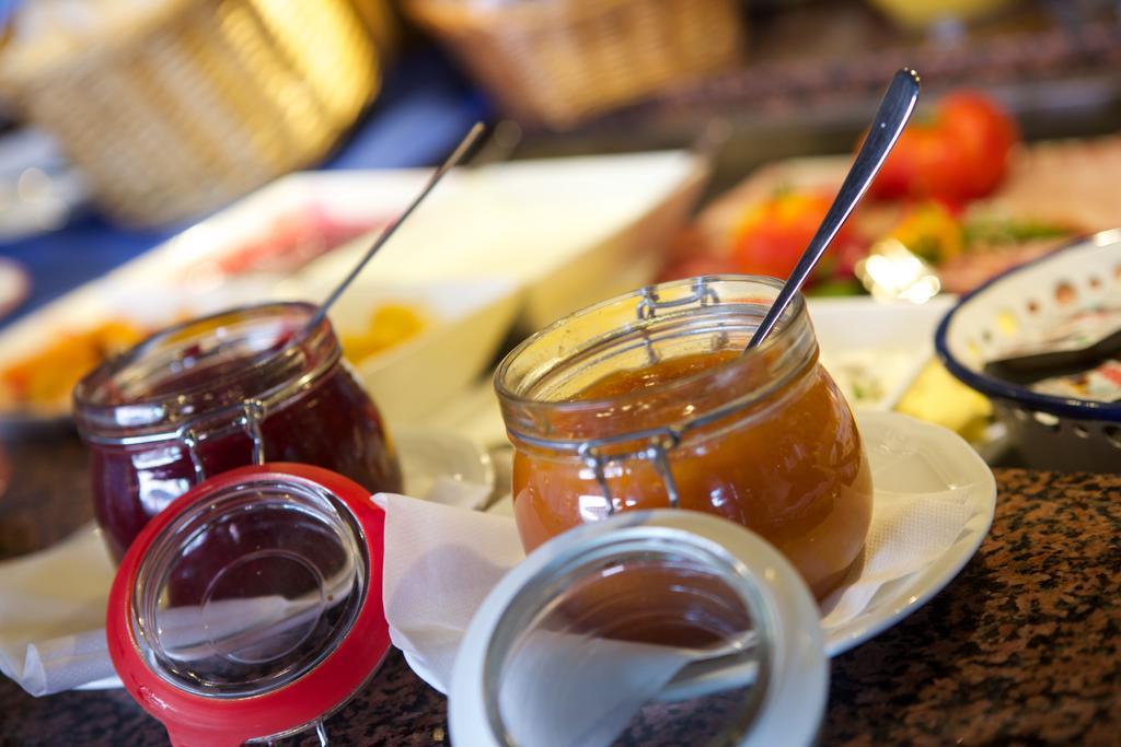 Hotel Zillners Einkehr *** Altheim Экстерьер фото